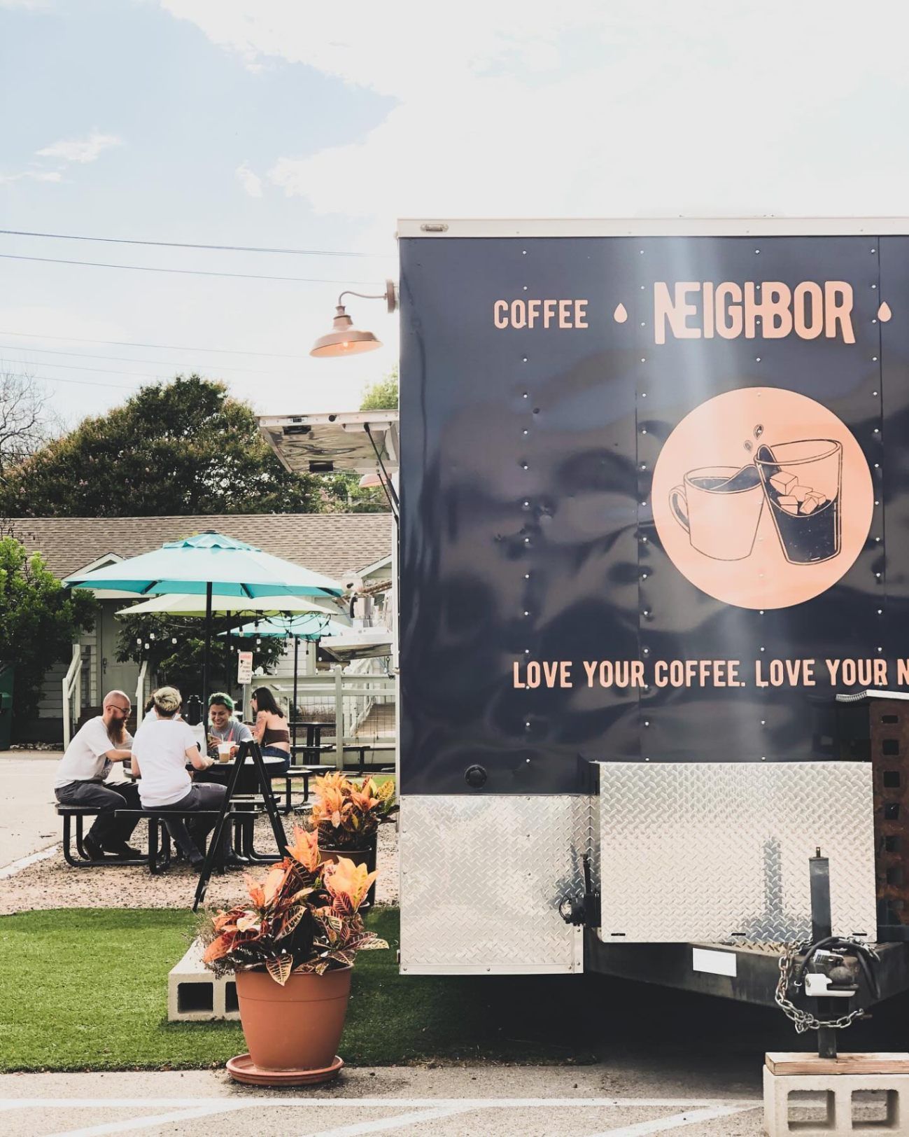 Neighborhood Coffee & Friends  1